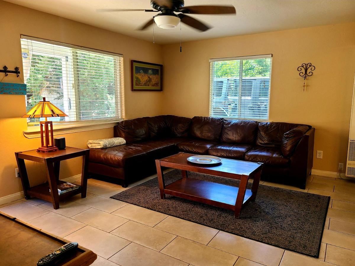 Sacred Mtn River Suites Kernville Exteriör bild