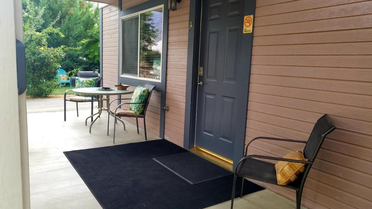 Sacred Mtn River Suites Kernville Exteriör bild